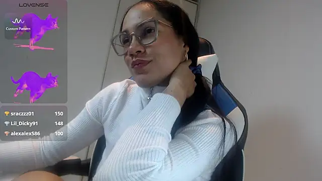 KittyKardy লাইভ XXX চ্যাট