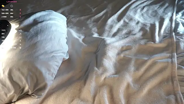 MonetLeitman 现场XXX聊天