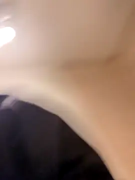 bobby69cock 现场XXX聊天