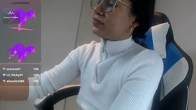 KittyKardy Chat XXX live