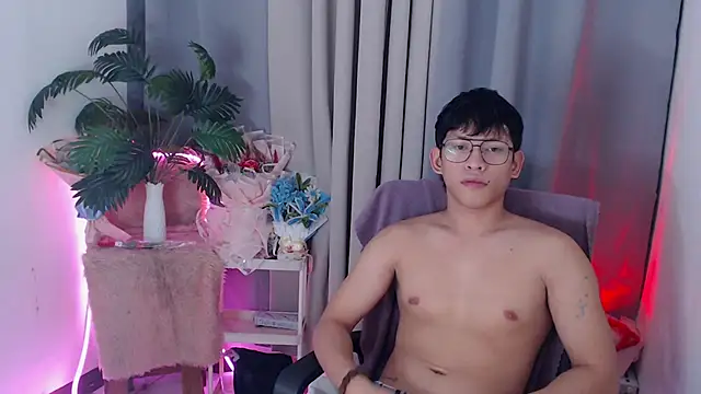 pinkcock_froi2305 Show Webcam