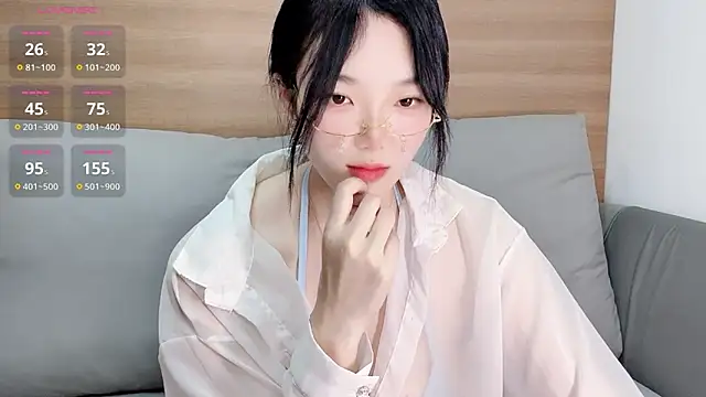 upoo7lt's Live XXX Chat