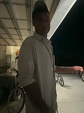 ZF-Athlete élő XXX-chatje