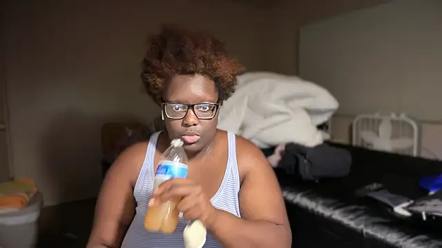 Yagurl___west: απευθείας συνομιλία ΧΧΧ