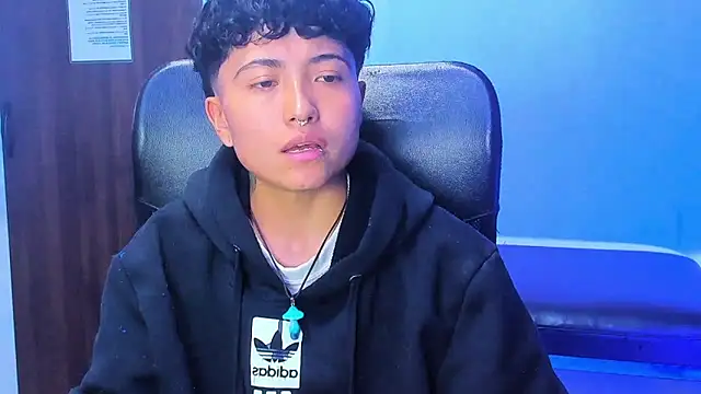 Im_Mathias Chat XXX in diretta