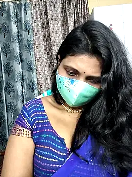 Hotty_Kavita Live XXX-chat