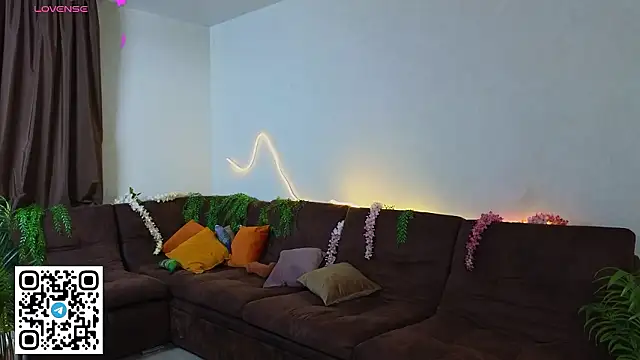 oliviabr0wn0 élő XXX-chatje