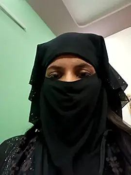 Aafreen_36 Adlı Modelin Canlı XXX Sohbeti