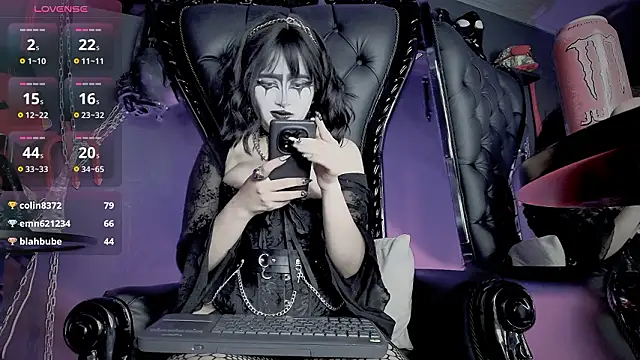 Navier__ লাইভ XXX চ্যাট