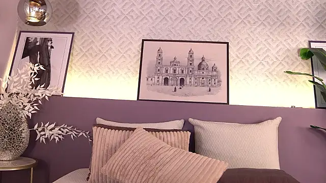 ElleDiane's Live XXX Chat