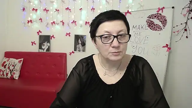 Czat XXX na żywo – EmilyL0ve