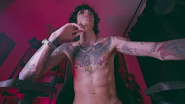 Olliver___y Show in webcam