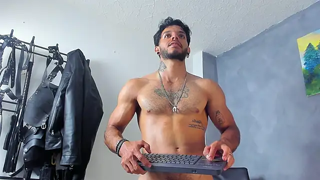 JuanBlade 라이브 XXX 채팅