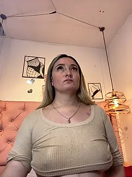 antonella87's Webcam Show