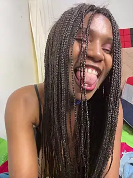 ShantelSexyYoungMilfie Chat XXX in diretta