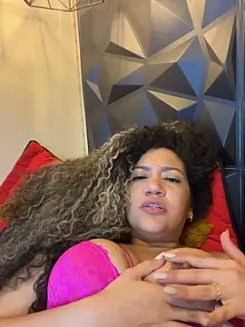 Chat XXX Live MiaCurly3