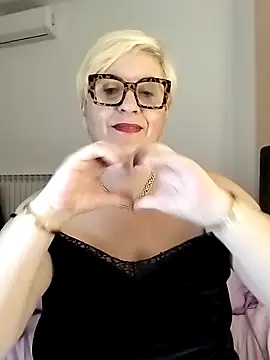 Živý XXX chat Pumabionda