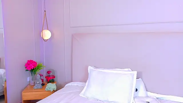 zarah_queen Chat XXX in diretta