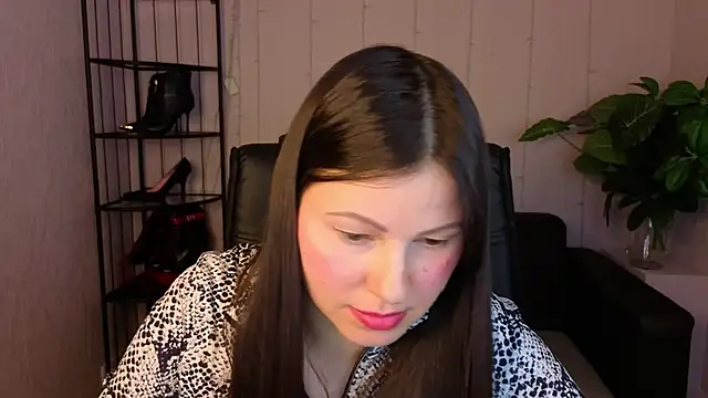 Dana__dom élő XXX-chatje