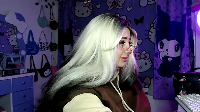 lussyevans24 Live XXX-Chat