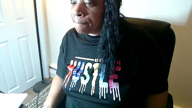 Sexymona1218's Live XXX Chat