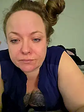 julimonroe Adlı Modelin Web Kamerası Şovu