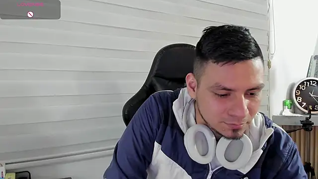 Rick_Adams élő XXX-chatje