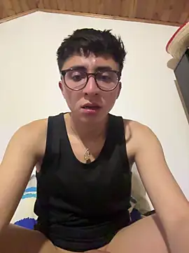 CamiRojas_boy 在線直播表演