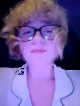 mcjbgfhgjhiiilllufjyf live XXX chat