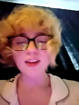 Czat XXX na żywo – mcjbgfhgjhiiilllufjyf