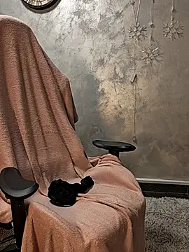 Вебкам-шоу AvaSquirtMilf