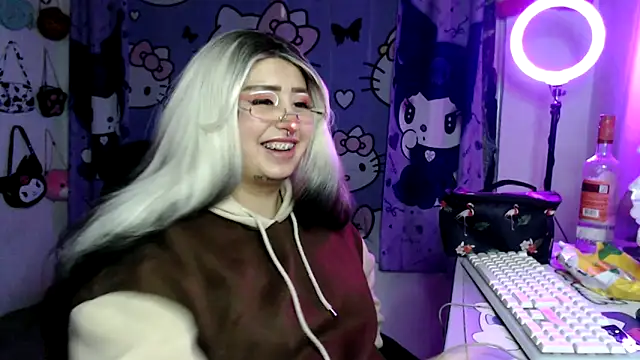 Chat XXX ao vivo de lussyevans24