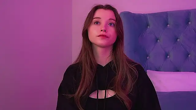 KeiraAsti live XXX chat