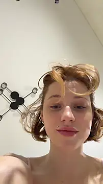 Camilla_Railian 现场XXX聊天