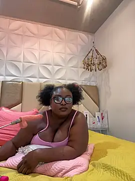 may_storm Adlı Modelin Web Kamerası Şovu