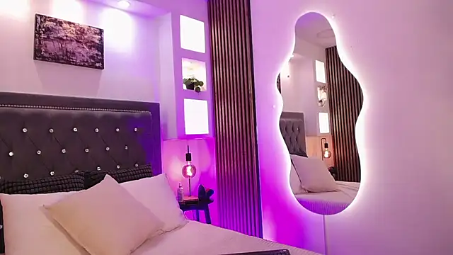 Fancy_Vixen Live XXX Chat