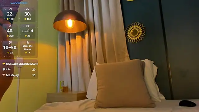 lia_sexx19 Adlı Modelin Canlı XXX Sohbeti