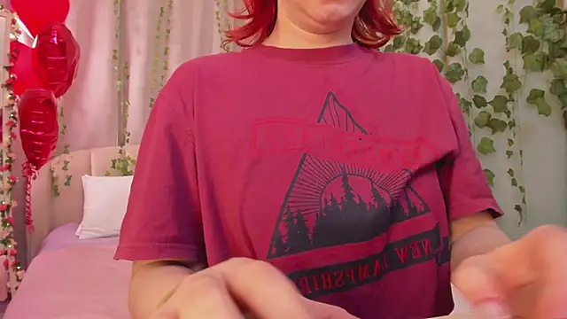 Love_is_Lola Adlı Modelin Canlı XXX Sohbeti