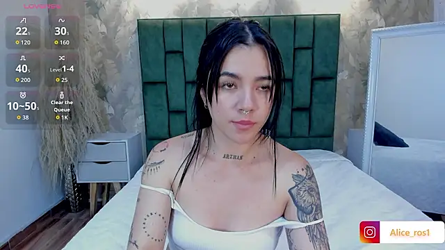 Chat +18 de alice_rose5 ao vivo