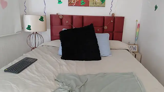 Pamela_Delkos élő XXX-chatje