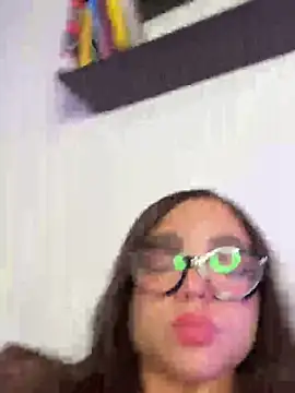 Czat XXX na żywo – hottiee_melannie