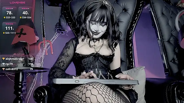 Chat +18 de Navier__ ao vivo