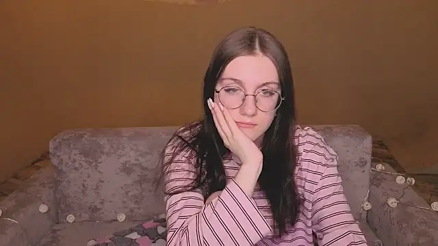 دردشة VixenLight الجنسية المباشرة