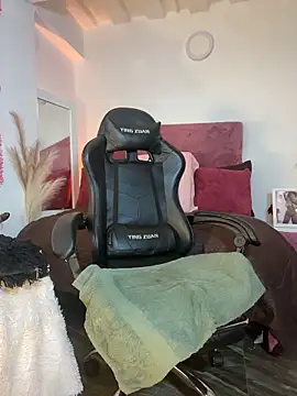 karinacortes live XXX chat