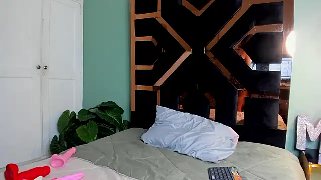 XXX chat uživo modela Justmia69