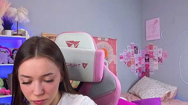 Chat +18 de Leri_Dells ao vivo