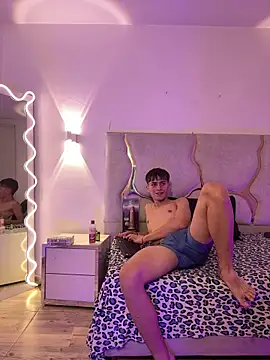 EVAN_TAYのウェブカメラショー