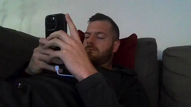 cheekycherryx's Live XXX Chat