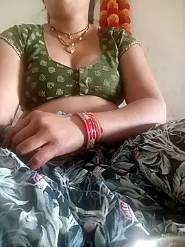 CUTGIRL76's Live Chat Room