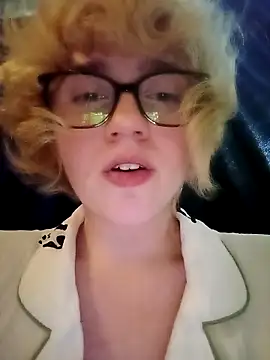 Živý XXX chat mcjbgfhgjhiiilllufjyf